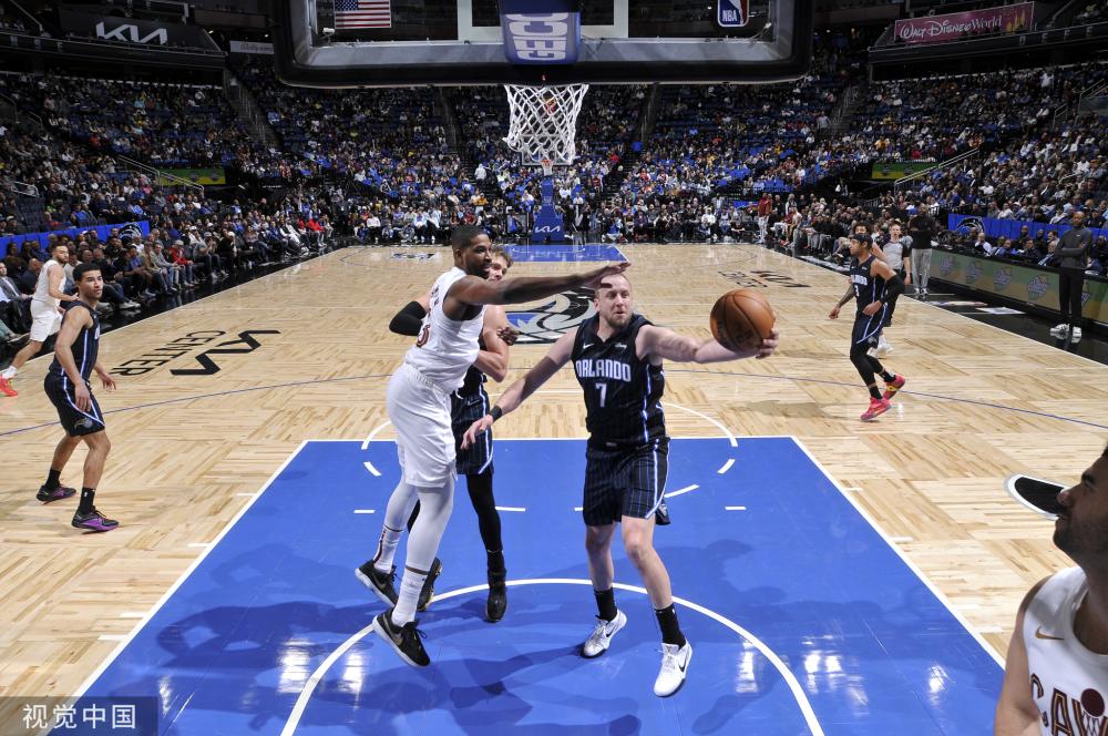 中始终保持 中始终保持