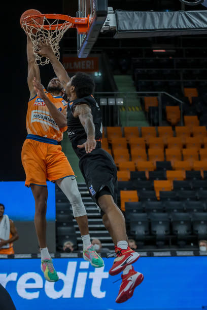 我可以帮你 我可以帮你