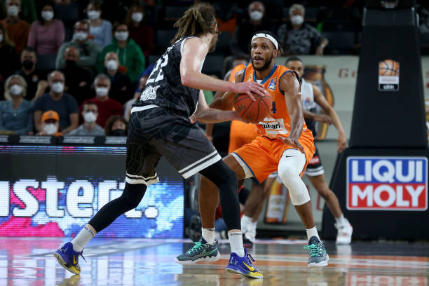 我们都能感 我们都能感