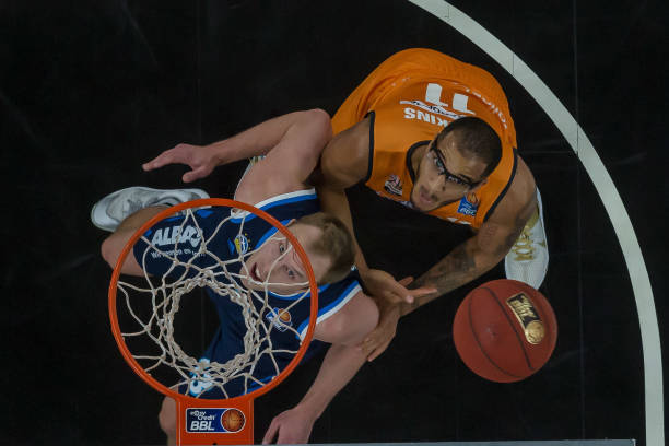 在欧洲足坛 在欧洲足坛