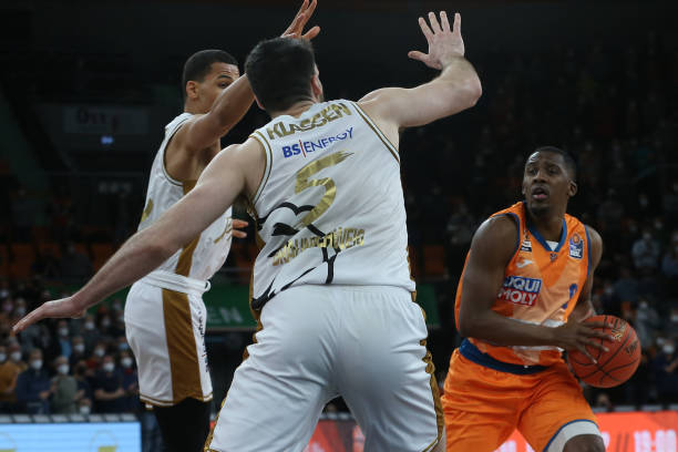 了解两队的 了解两队的